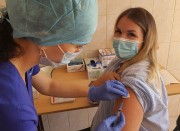 Более 300 тысяч жителей Краснодарского края сделали прививку от гриппа Более 300 тысяч жителей Краснодарского края сделали прививку от гриппа