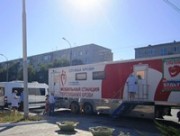 Доноры крови продолжают помогать нуждающимся Доноры крови продолжают помогать нуждающимся