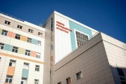 Мэр Сочи Алексей Копайгородский 1 января посетил Перинатальный центр и поздравил новорожденных и их матерей Мэр Сочи Алексей Копайгородский 1 января посетил Перинатальный центр и поздравил новорожденных и их матерей