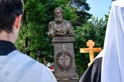 На территории Специализированной клинической инфекционной больницы открыли памятник святителю Луке На территории Специализированной клинической инфекционной больницы открыли памятник святителю Луке
