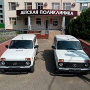 Две новые «Нивы» получили медики Отрадненского района Две новые «Нивы» получили медики Отрадненского района