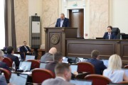 Министр здравоохранения Краснодарского края Евгений Филиппов выступил с докладом на Пленарном заседании сессии Законодательного Собрания Краснодарского края по вопросу внесения изменений в Закон Краснодарского края «О Территориальной программе государстве