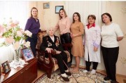 Медицинские работники Кубани продолжают поздравлять ветеранов Медицинские работники Кубани продолжают поздравлять ветеранов